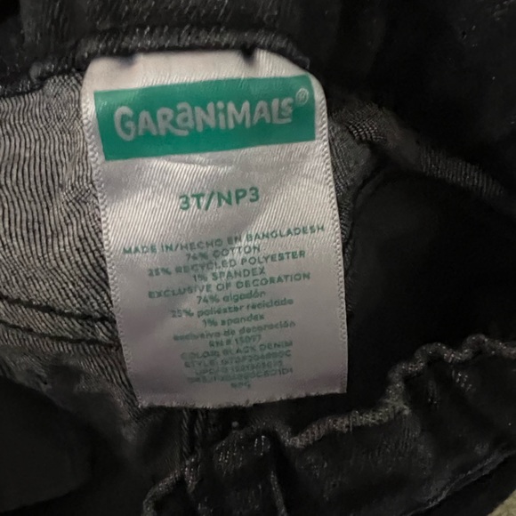 BRAND NEW! NEVER WORN! Black Garanimal Jeans With Adjustable Waist - Picture 2 of 3